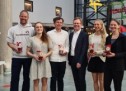 Straßenkicker:innen werden Zukunftsheld:innen Straßenkicker:innen werden Zukunftsheld:innen